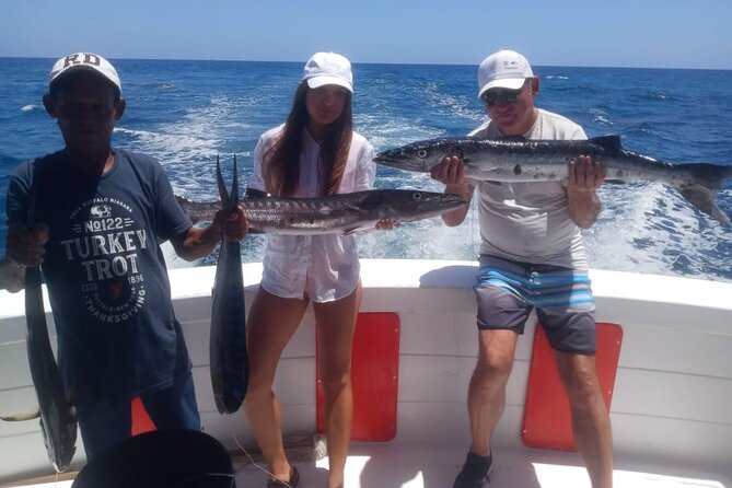 4 Hour Punta Cana Fishing Tour - Photos and shopping stopovers: nice extras, plus a heads-up