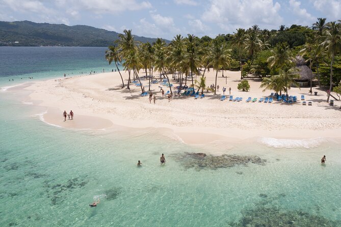 Bacardi Island Excursion with Catamaran, Beach and Lunch - Cayo Levantado, or Bacardi Island, in plain terms