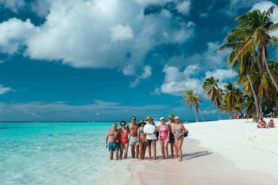 Bavaro: Saona Island Speedboat Tour with Open Bar - Key things that make this Saona tour worth your attention