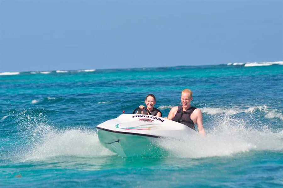 Bávaro: Speed Boat and Snorkeling Trip - 90 minutes on the clock, but it feels longer on the water