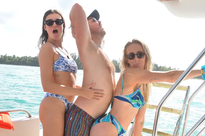 Boots and Booze in Punta Cana, A COUNTRY Party Boat Cruise - Stop 2 snorkeling off the Dominican coastline: short swim time, coral and fish