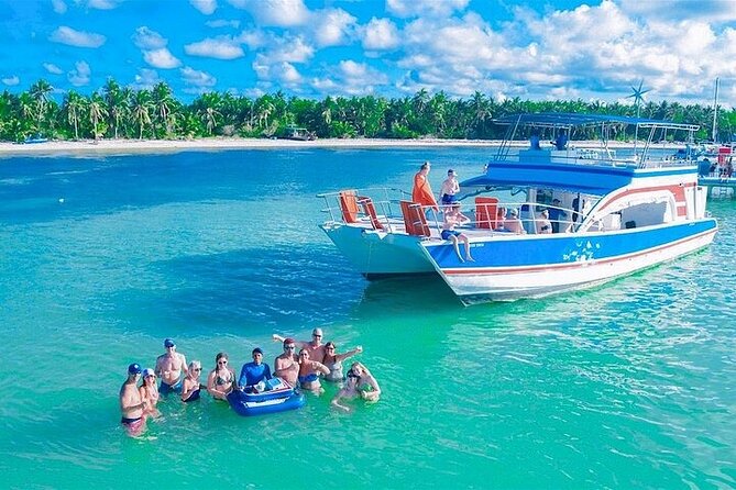 Catamaran Party in Punta Cana with Unlimited Drinks - Why a Punta Cana catamaran party is a smart afternoon plan