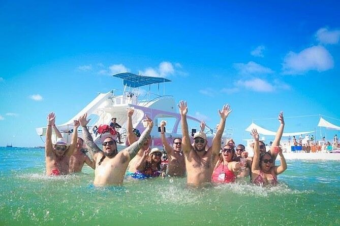 Catamaran Party in Punta Cana with Unlimited Drinks - Unlimited drinks, coolers, and the party tempo