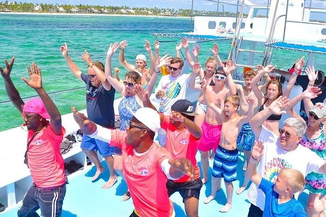 Catamaran Party in Punta Cana with Unlimited Drinks - Getting to the boat near Cabeza de Toro (and handling pickup expectations)