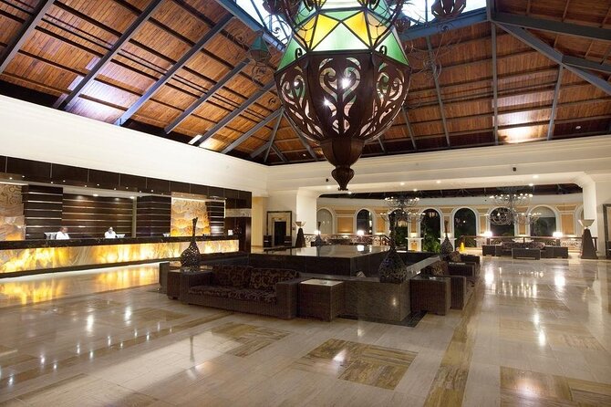 CHIC by Royalton All Exclusive Resort - Round Trip Shuttle - Punta Cana Airport - Who should book this shuttle