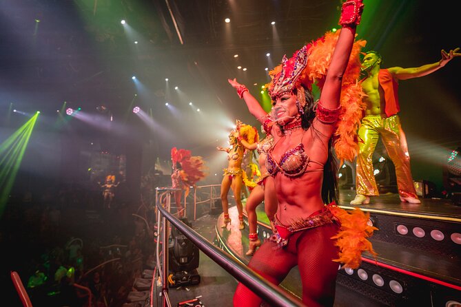 Coco Bongo Night Club Party in Punta Cana - Round Transfer & Entrance Tickets - Getting to Coco Bongo: transport comfort and what to expect