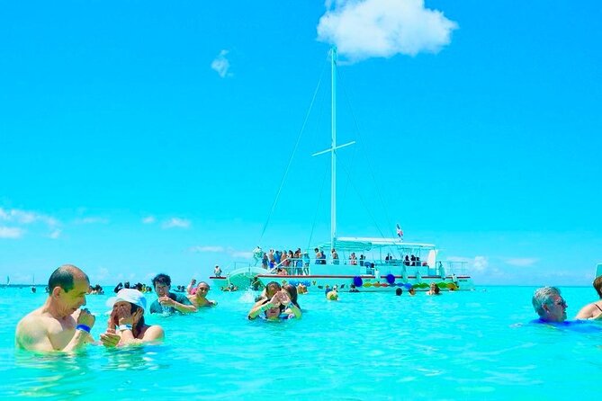 Day Trip to Saona Island with Lunch and Open Bar - Boat time and the group vibe: why the ride matters