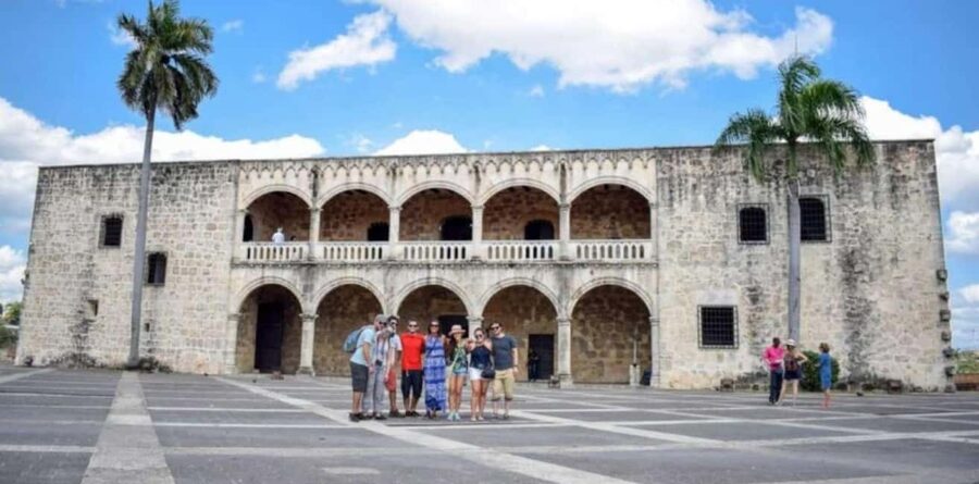 Discover Santo Domingo: A Day Trip from Punta Cana - Los Tres Ojos: caves, freshwater lakes, and the first wow factor