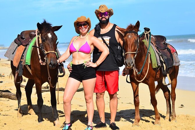 Dominican Countryside Horseback Riding Tour + Beach and Local Culture - The Rustic Structure Stop: See How People Built for Rain and Heat