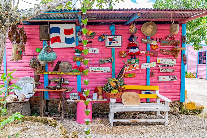 Dominican Republic Countryside Safari Tour from Punta Cana - Mountaintop Lunch and Local Drinks: The Most Relaxed Part of the Day