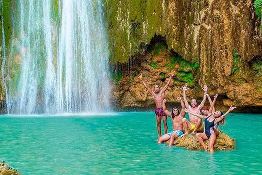 Excursion to Samaná, El Limón Waterfall and Bacardi Island from Punta Cana - El Limón Waterfall: what the lunch stop is really doing for you