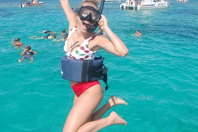 Fiesta en el Mar: Party Boat Punta Cana - Drinks, snacks, and food expectations (what’s actually included)