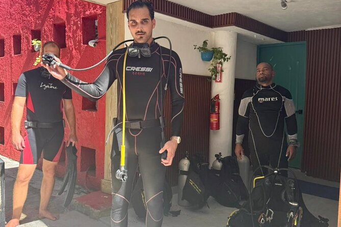 First Time Scuba Diving Experience in Punta Cana - The Pool Training Lesson That Teaches You to Feel Normal