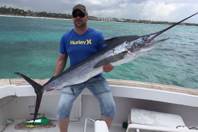 FISHING PRO CHARTERS - Boat Excursion - Divina - Drinks, pacing, and the little things that shape your mood