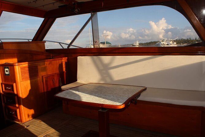 FISHING PRO CHARTERS - Boat Excursion - Divina - Who should book this private charter, and who should skip it