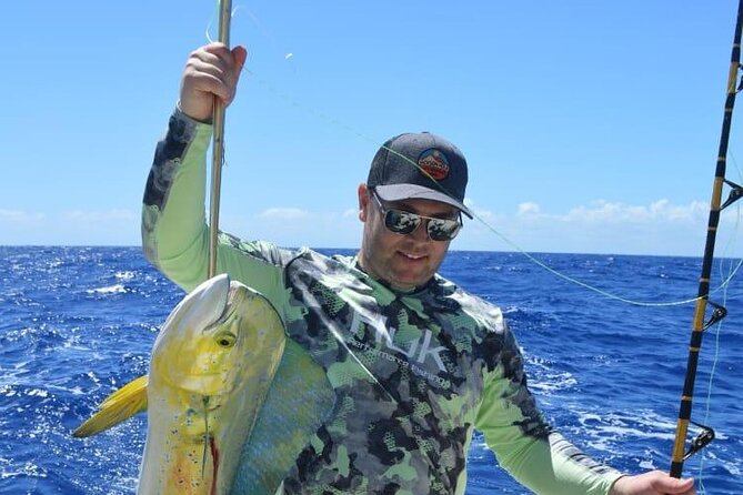 FISHING PRO CHARTERS - Boat Excursion – Mar-Quesa - The Actual Fishing Day: From Trolling to Trophy-Lure Focus