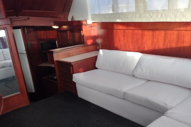 FISHING PRO CHARTERS - Boat Excursion – Mar-Quesa - Snacks, Drinks, and How Food Changes with Charter Length