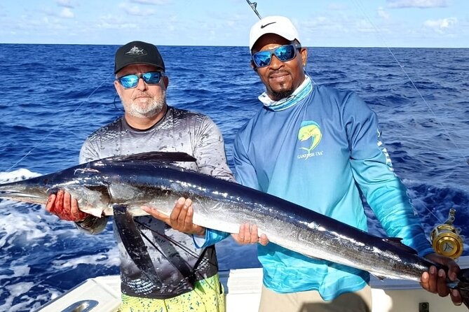 FISHING PRO CHARTERS - Boat Excursion - Sobre Las Olas - Price and value: what $625 per group really means