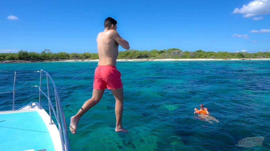 From Punta Cana: Catalina Snorkeling & Altos de Chavon Tour - Catalina Island beach time, lunch, and the right expectations