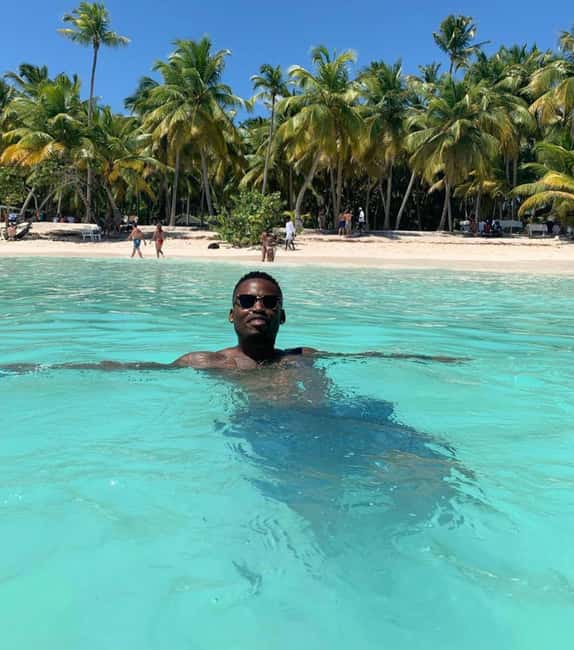 From Punta Cana: Saona Island Boat Trip with Buffet - Dominican Buffet and National Drinks: What You Actually Get