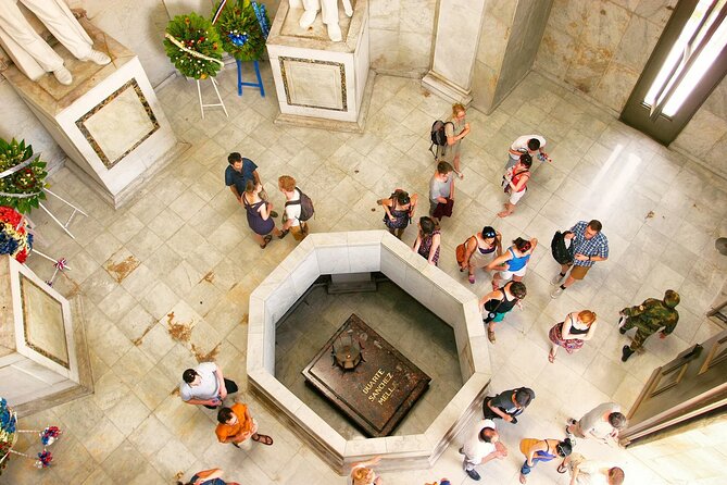 Full Day Santo Domingo City Tour: History of the Caribbean From Punta Cana - The Basilica Cathedral of Santa María la Menor: Getting Your Bearings in 1512