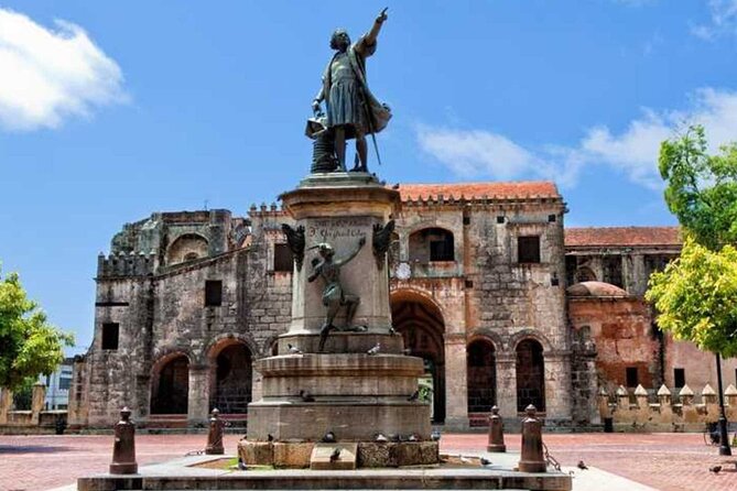 Full-day Santo Domingo Tour with Roundtrip Transfer from Airport to Hotel - Fortaleza Ozama: stepping into Spanish colonial defense mode