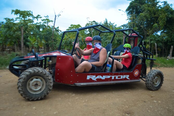 Full day tour. Buggy, lunch and Catamaran Adventure - Lunch at La Bandera and the rural school moment in season