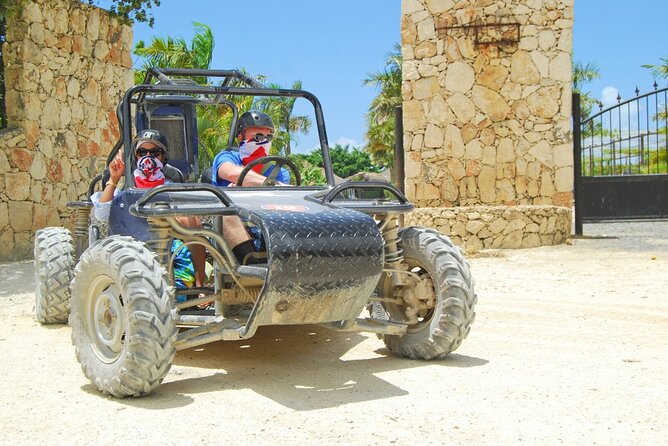 Full day tour. Buggy, lunch and Catamaran Adventure - Catamaran day at Happy Beach: sail, rhythms, snorkeling, then open bar