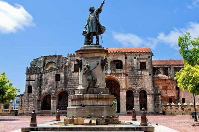 Full day tour to Santo Domingo from Punta Cana - Monasterio de San Francisco ruins: where time gets condensed