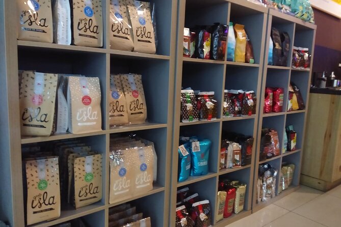 Guided Shopping Tour - Rum tasting, chocolate factory, Cigar factory - Cigar tasting and cigar factory shopping without losing your day