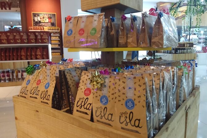 Guided Shopping Tour - Rum tasting, chocolate factory, Cigar factory - Price and value: why $5 can make sense for the right traveler