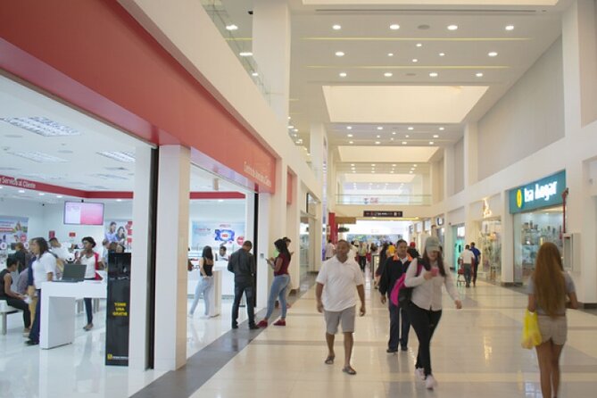 Half Day Punta Cana City Tour - BlueMall Punta Cana and Taino Gifts: the shopping section