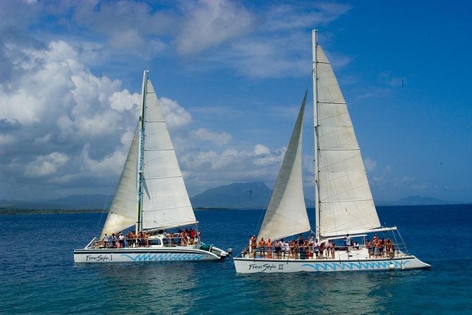 Happy Hour Party Boat With Snorkeling - Catamaran Party Boat Fun in Sousa Bay