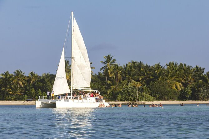 Happy Hour Party Boat With Snorkeling - Boat Day Comfort: Crew Help, Safety Feel, and How to Relax