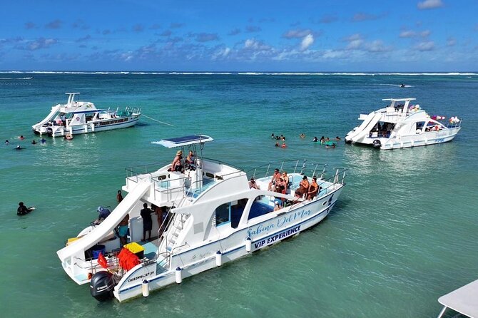 Hip-Hop Party Boat with Dj Live Adults Only and Unlimited Drinks - Food on board: nachos and fruit, not full meals
