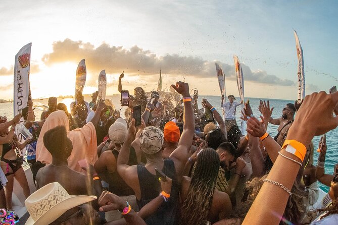 Hip Hop Sessions Boat Party Punta Cana (Adults Only) - Live DJs, Crowd Hosting, and Why It Feels Like a Club