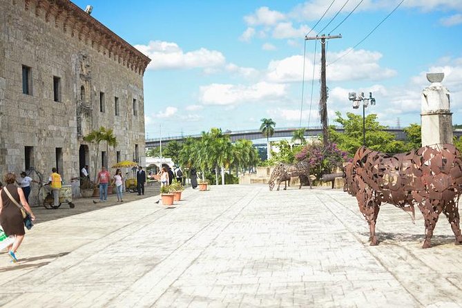 Historical Santo Domingo Day Trip from Punta Cana - Morning Start at 7:00 am: Pickup, AC Rides, and Staying Comfortable