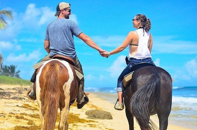 HorseBack Rinding to Macao Beach - Guide Energy and the Photos You’ll Actually Like