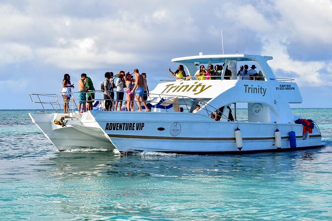 Infinity party boat in Punta Cana - The 3-Hour Infinity Catamaran Party, from Punta Cana to Open Water