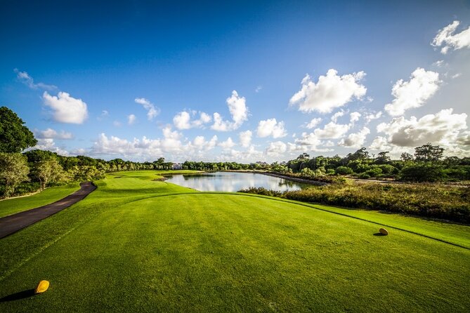 La Cana Golf Package Punta Cana - Food, water, and packing for ocean-wind golf