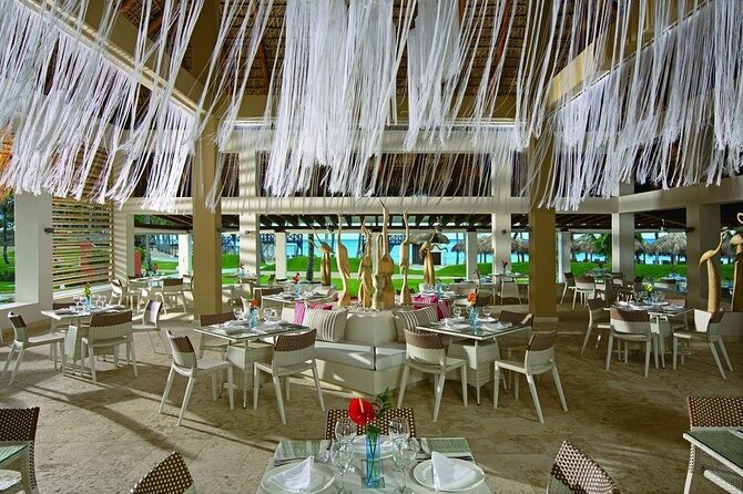 Majestic Colonial - Round Trip Shuttle - Punta Cana Airport - How You’ll Find Your Driver at Punta Cana Airport or the Resort