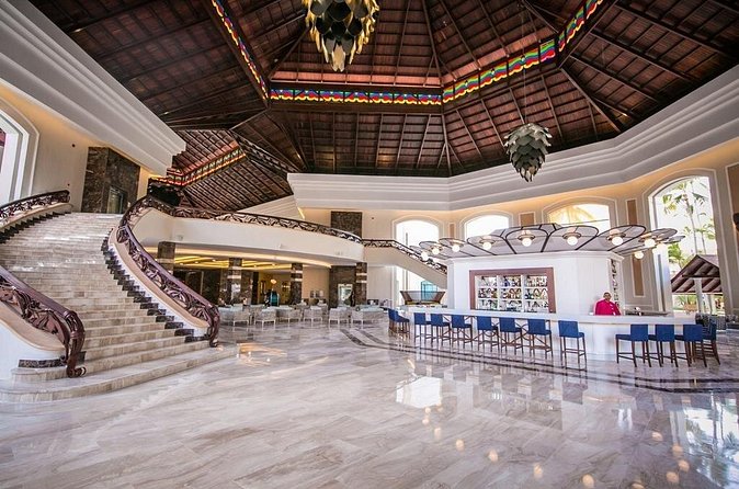 Majestic Mirage - Round Trip Shuttle - Punta Cana Airport - Comfort and Group Fit: Who This Shuttle Works Best For