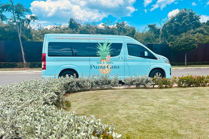 Mr&Mrs Punta Cana Private Roundtrip Transfer Airport-Hotel - Roundtrip Flow: Airport to Hotel, Then Hotel Back to the Airport