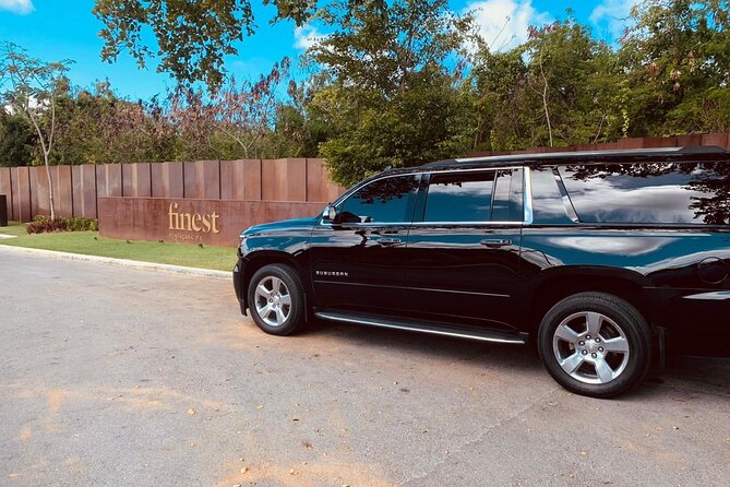 Paradise on Wheels: Suburban Premiere in Punta Cana - Round Trip - From Bávaro to the airport, what the private setup actually gives you