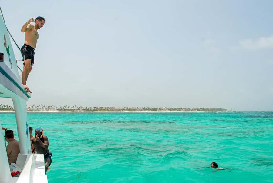 Party Boat and Snorkelling in Punta Cana - What to bring for smooth snorkeling and party comfort