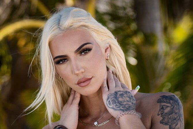Photographer in Punta Cana, professional photo shoot - Pickup, mobile tickets, and the small logistics that matter