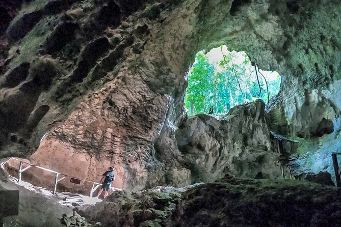 PRIVATE: 3in1 - Los Haitises N.P. + Y. Waterfall + Mount. Redonda - Montaña Redonda Summit: 1,000 Feet of Northeast-Coast Views
