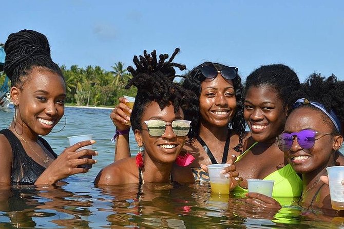 Private Adult Only Hip Hop Party Boat with Live DJ - Staff and Service: The Reason This Works for Birthdays