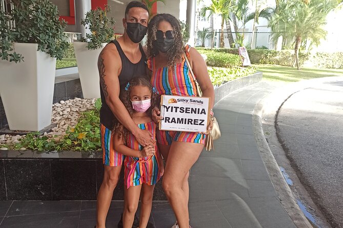 Private Airport Transfer From Punta Cana To Uvero Alto - Meet-and-greet at PUJ, the sign game and how you avoid wandering