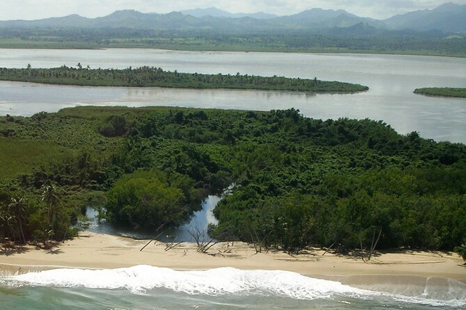Private Boat Nature Tour of Limón Beach and Lagoon - Stop 2: El Cedro lunch with local women, fruit, and Oriental Mountains coffee